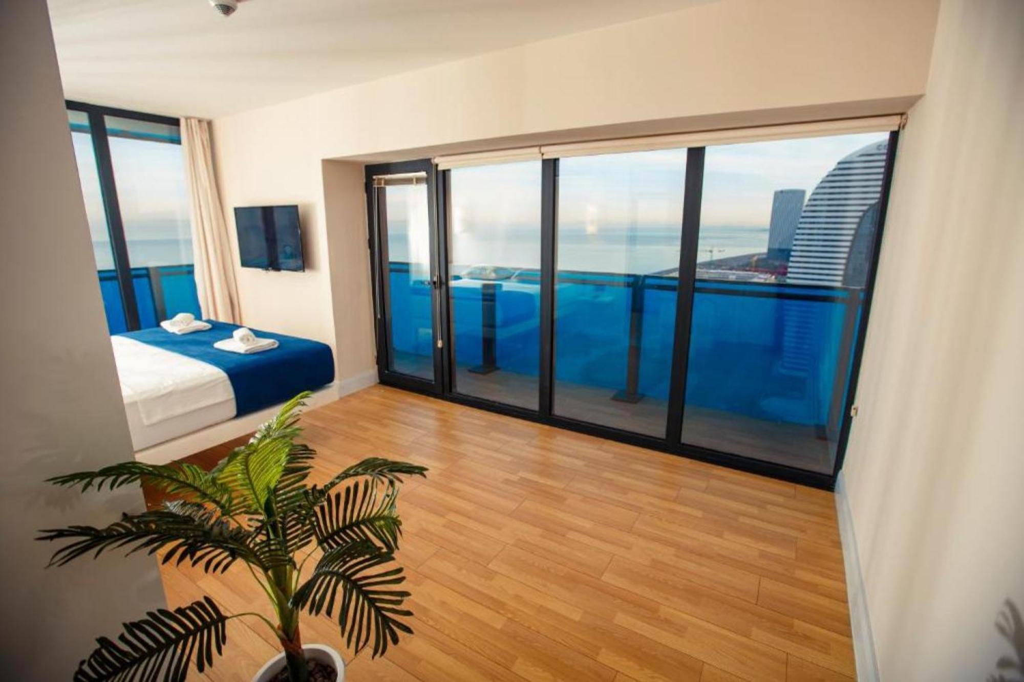 Delux Sea View Aparthotel In Orbi City Batumi Exterior foto